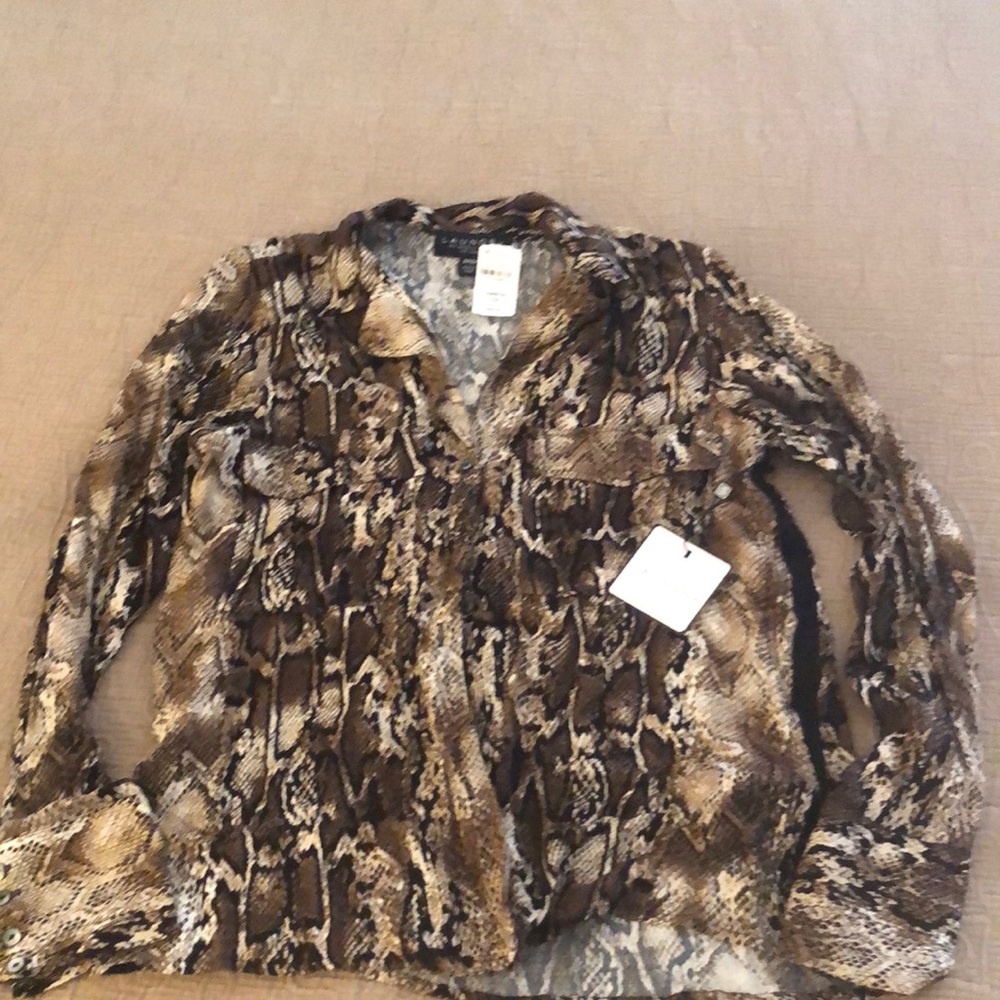 New with tags leopard print blouse